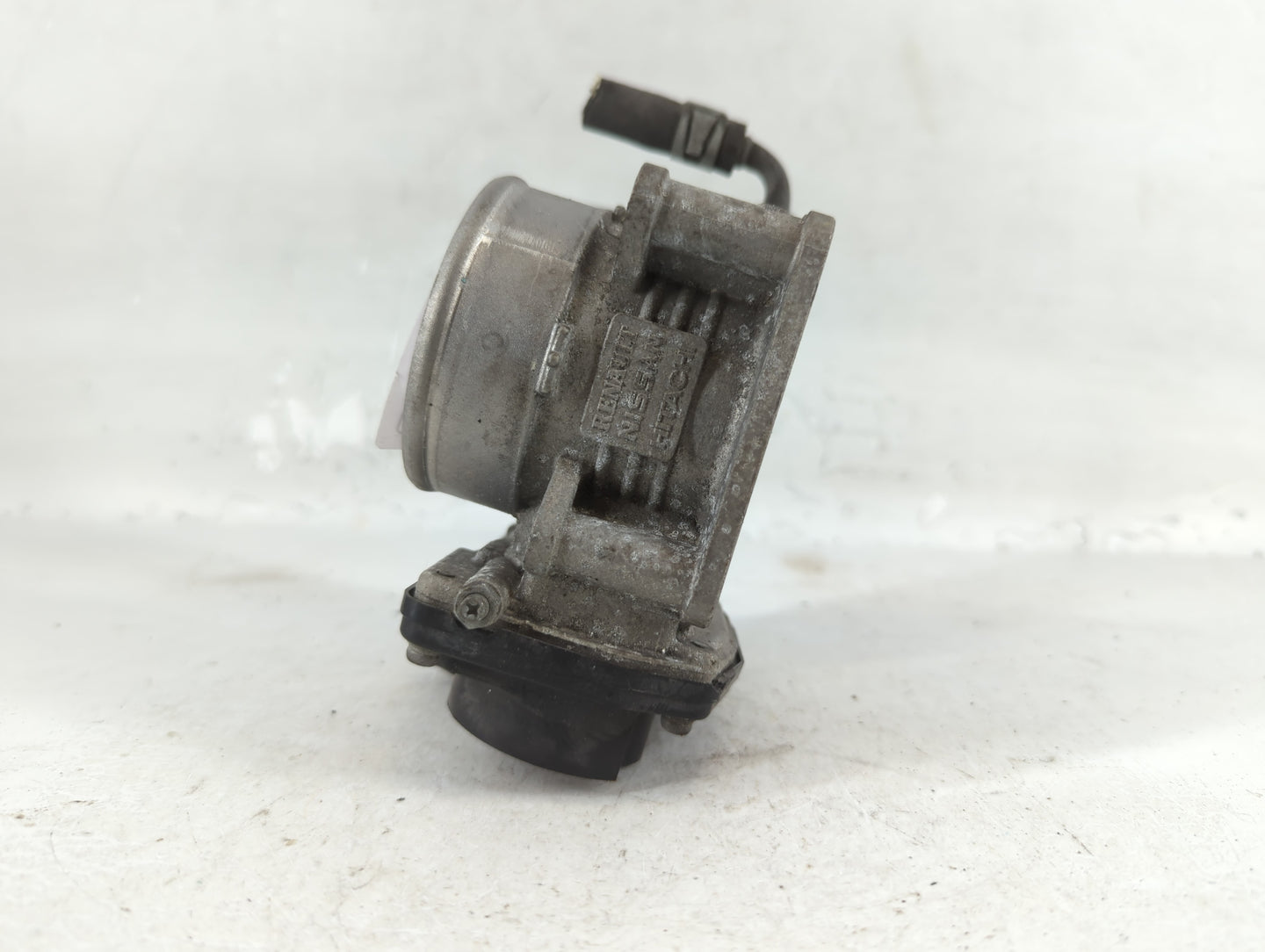 2014-2018 Infiniti Q50 Throttle Body P/N:K 5926 526-01 Fits OEM Used Auto Parts - Oemusedautoparts1.com