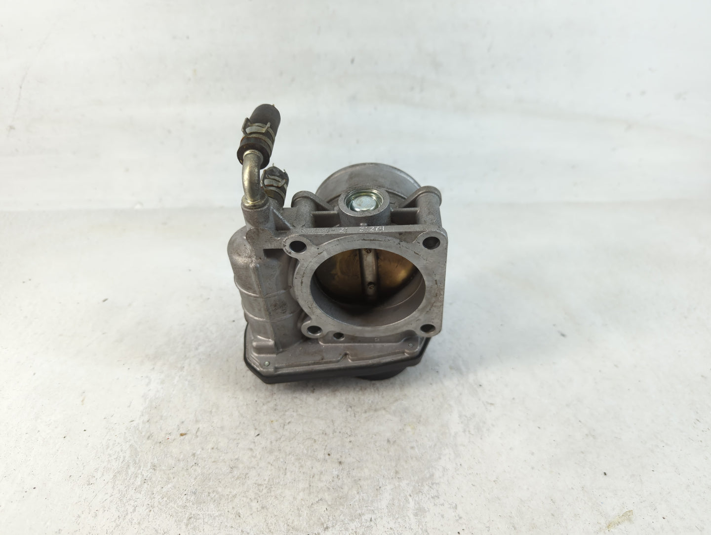 2014-2018 Infiniti Q50 Throttle Body P/N:K 5926 526-01 Fits OEM Used Auto Parts - Oemusedautoparts1.com