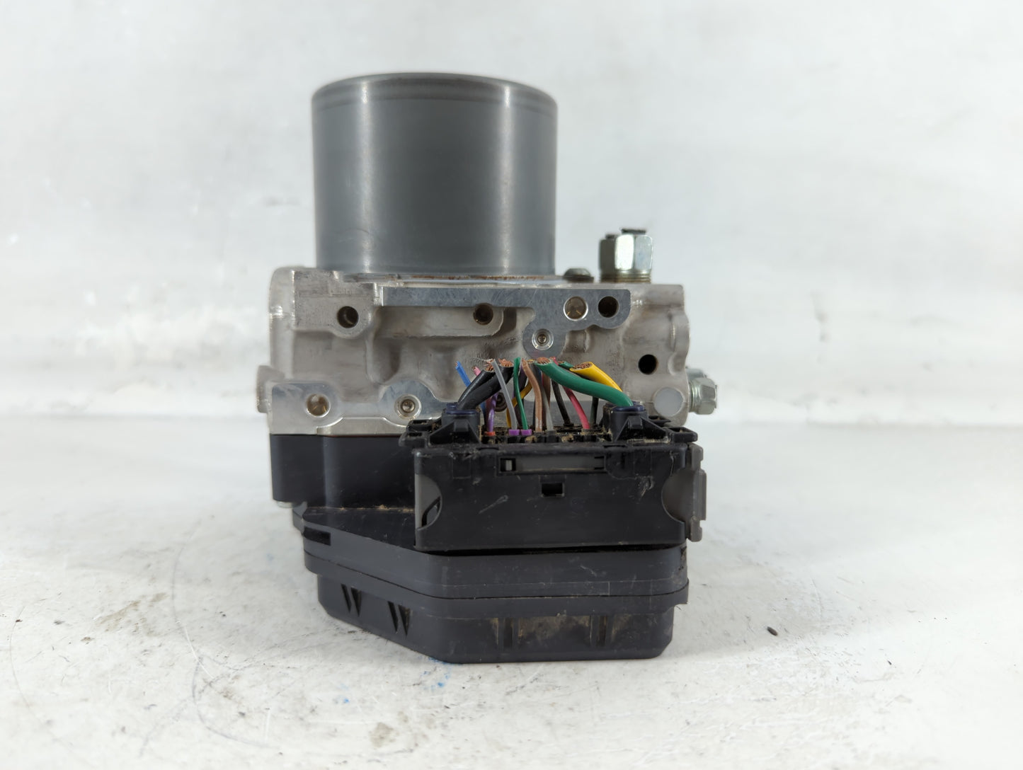 2014-2015 Infiniti Q50 ABS Pump Control Module Replacement P/N:133800-5791 47660 4GB1A Fits Fits 2014 2015 OEM Used Auto Par