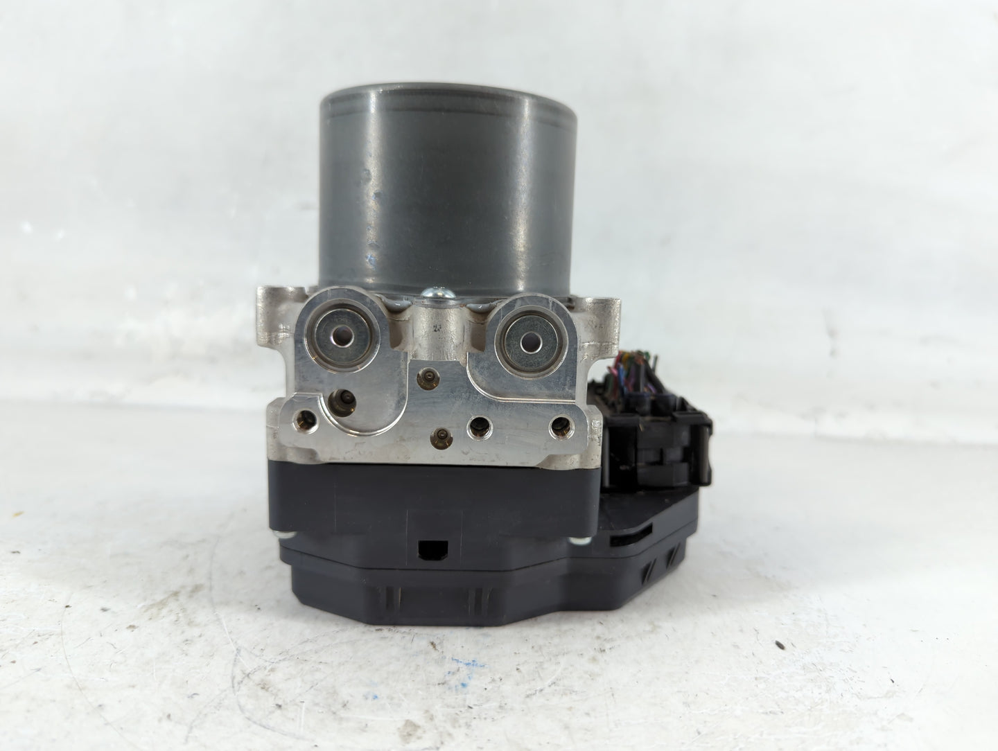 2014-2015 Infiniti Q50 ABS Pump Control Module Replacement P/N:133800-5791 47660 4GB1A Fits Fits 2014 2015 OEM Used Auto Par