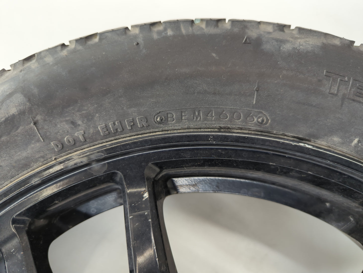 2014-2015 Infiniti Q60 Spare Donut Tire Wheel Rim Oem - Oemusedautoparts1.com