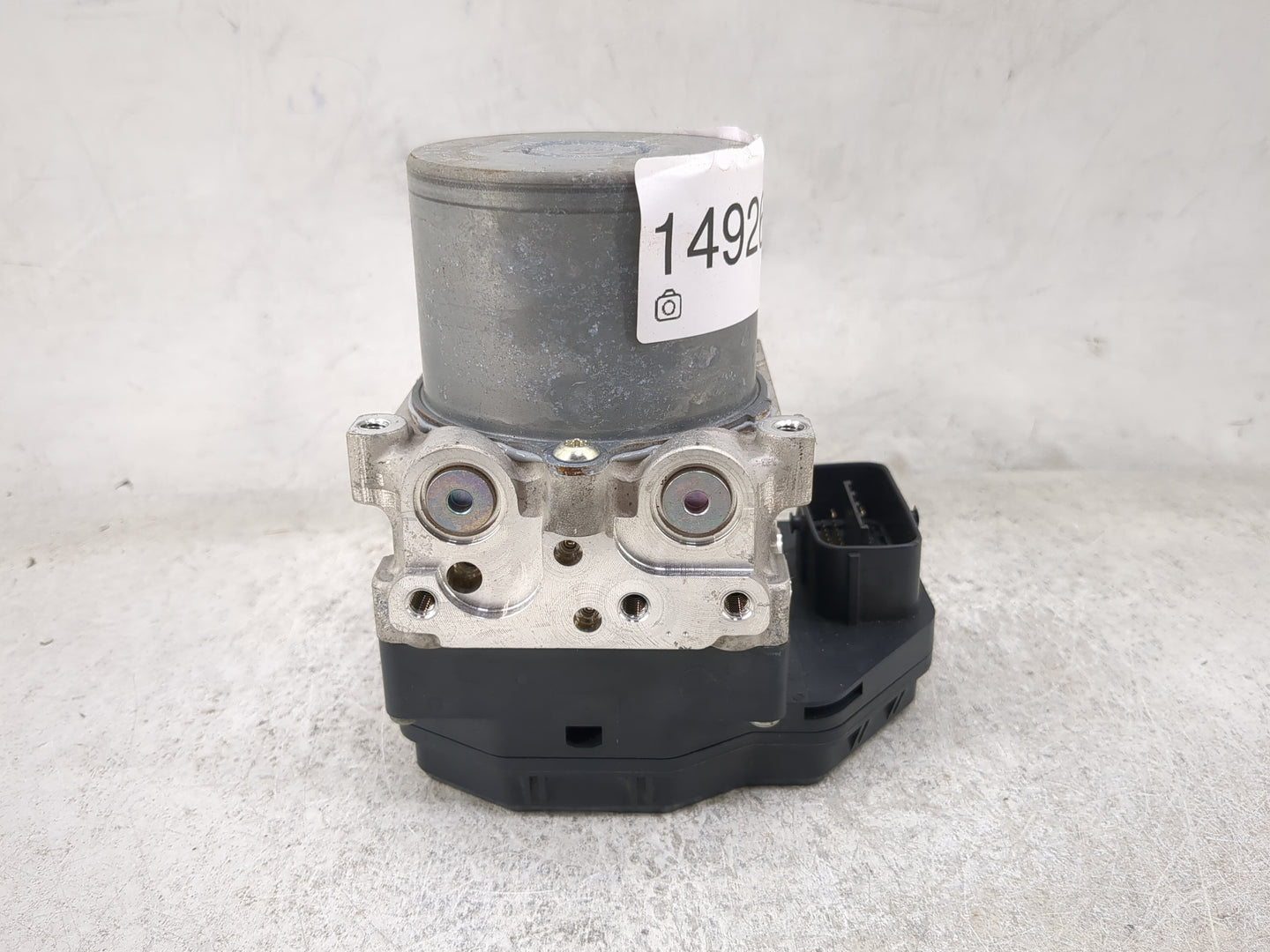2015-2019 Infiniti Q70 ABS Pump Control Module Replacement P/N:47660 3WL0A 133000-4461 Fits Fits 2015 2016 2017 2018 2019 OE