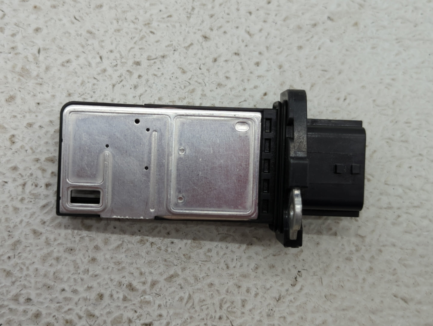 2014-2019 Infiniti Q70 Mass Air Flow Meter Maf - Oemusedautoparts1.com