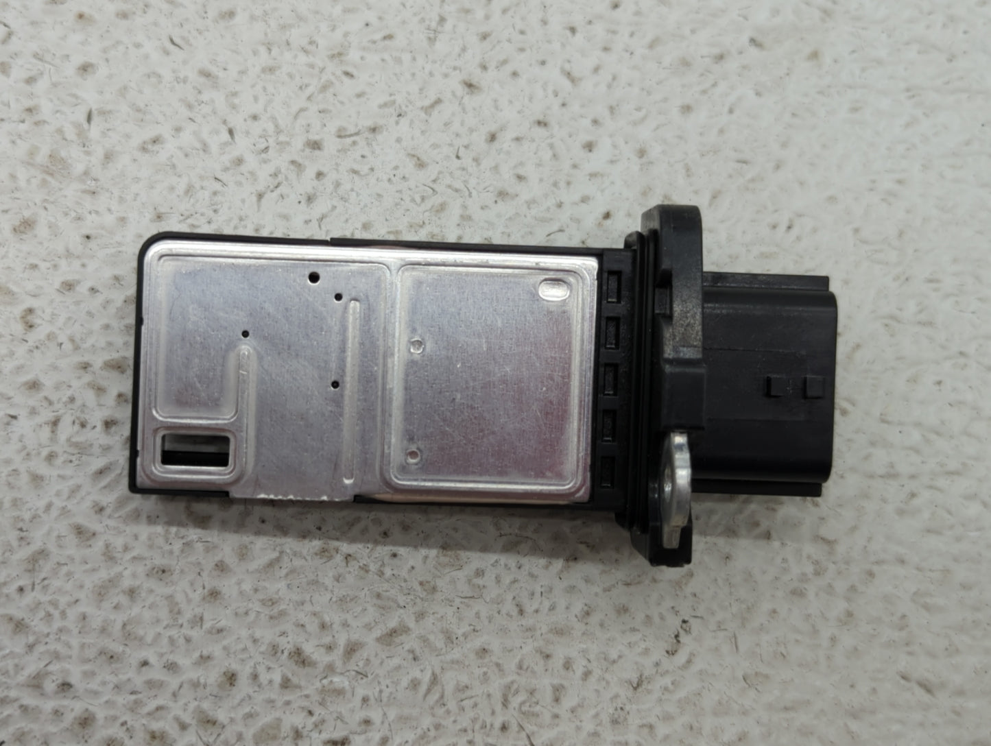 2014-2019 Infiniti Q70 Mass Air Flow Meter Maf - Oemusedautoparts1.com