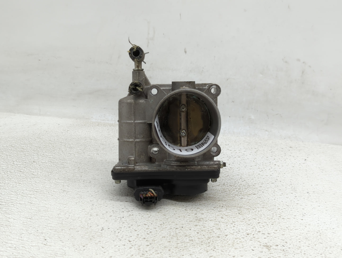 2014-2019 Infiniti Q70 Throttle Body P/N:526-02 RME60-16 Fits OEM Used Auto Parts - Oemusedautoparts1.com