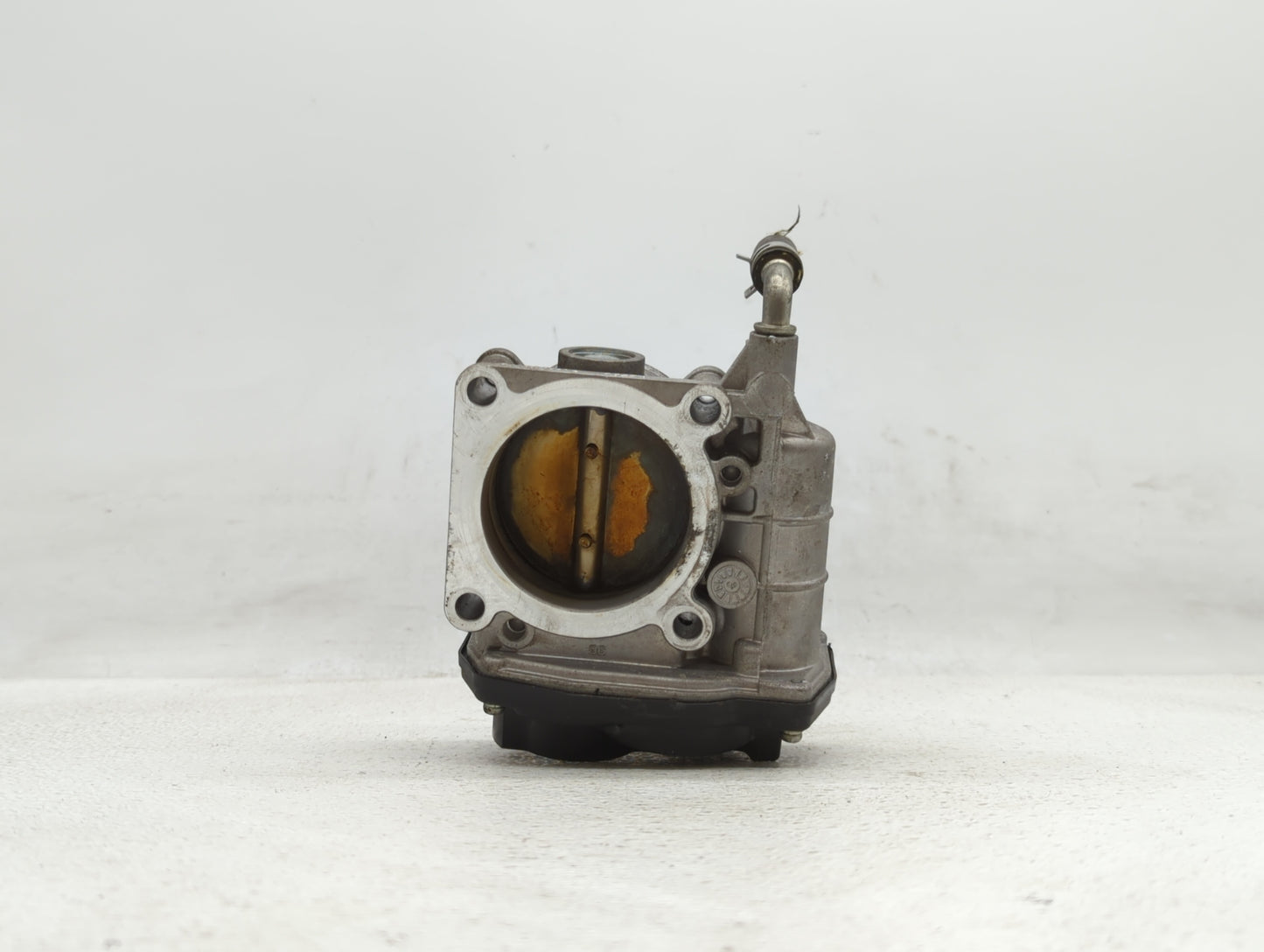 2014-2019 Infiniti Q70 Throttle Body P/N:526-02 RME60-16 Fits OEM Used Auto Parts - Oemusedautoparts1.com