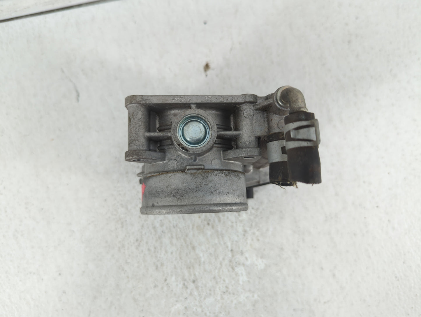 2014-2019 Infiniti Q70 Throttle Body P/N:RME60-21 RME60-12 Fits OEM Used Auto Parts - Oemusedautoparts1.com