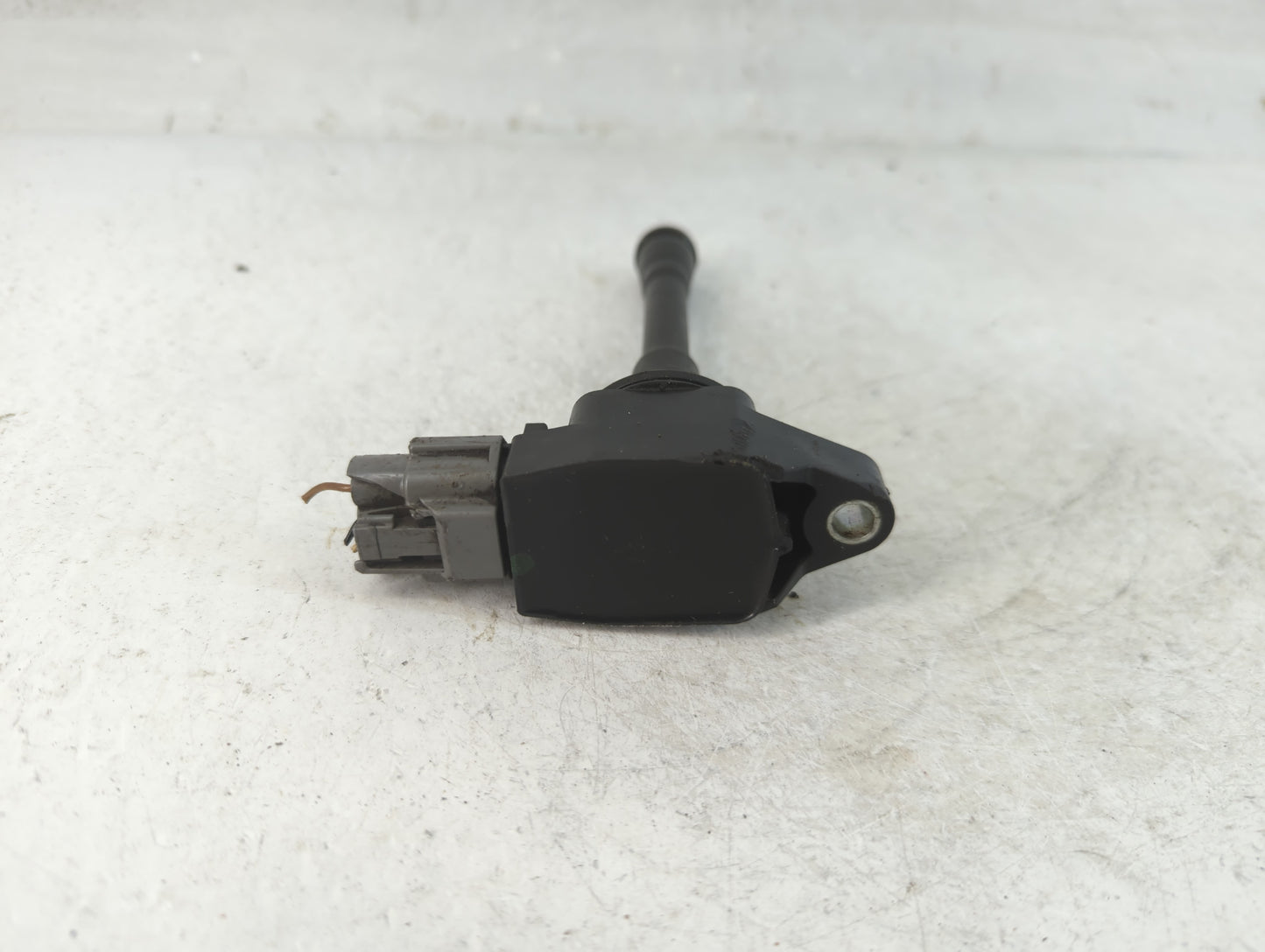 2014-2019 Infiniti Q70 Ignition Coil Igniter Pack - Oemusedautoparts1.com
