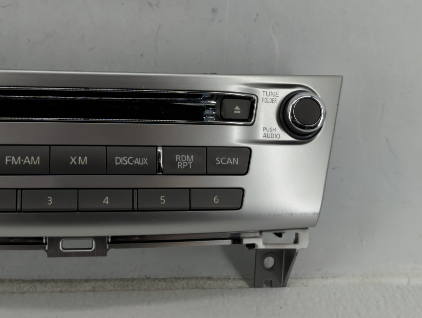 2015 Infiniti Qx30 Radio AM FM Cd Player Receiver Replacement P/N:253913JA0A Fits Fits 2013 2014 2016 OEM Used Auto Parts - 