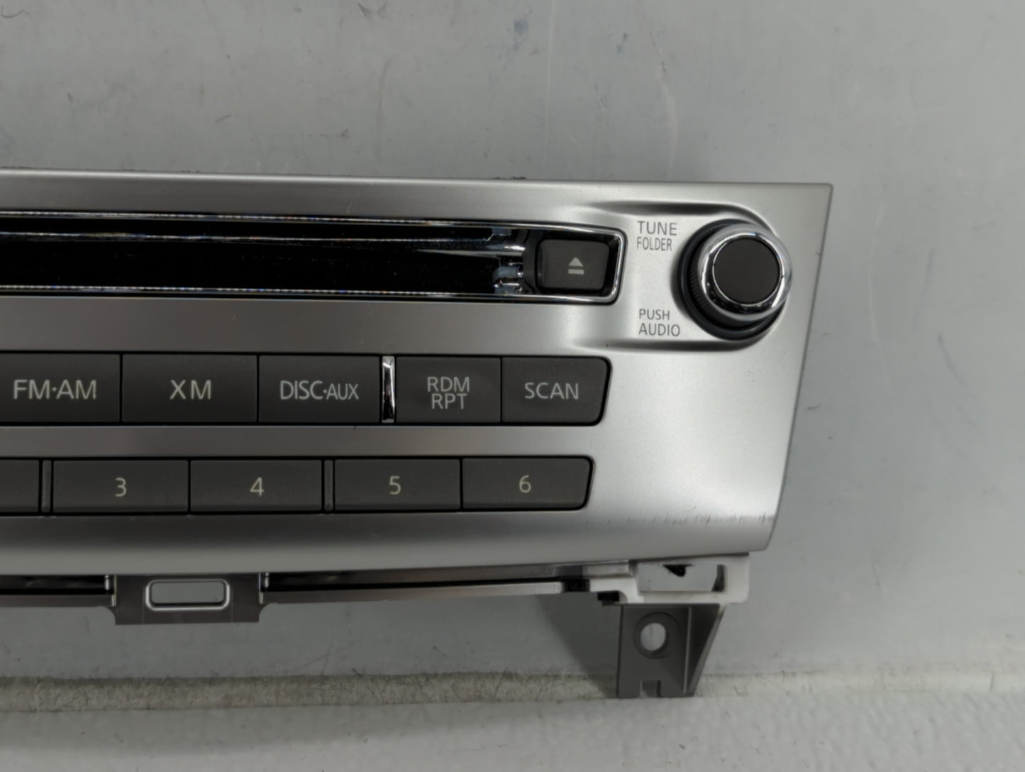 2015 Infiniti Qx30 Radio AM FM Cd Player Receiver Replacement P/N:253913JA0A Fits Fits 2013 2014 2016 OEM Used Auto Parts - 