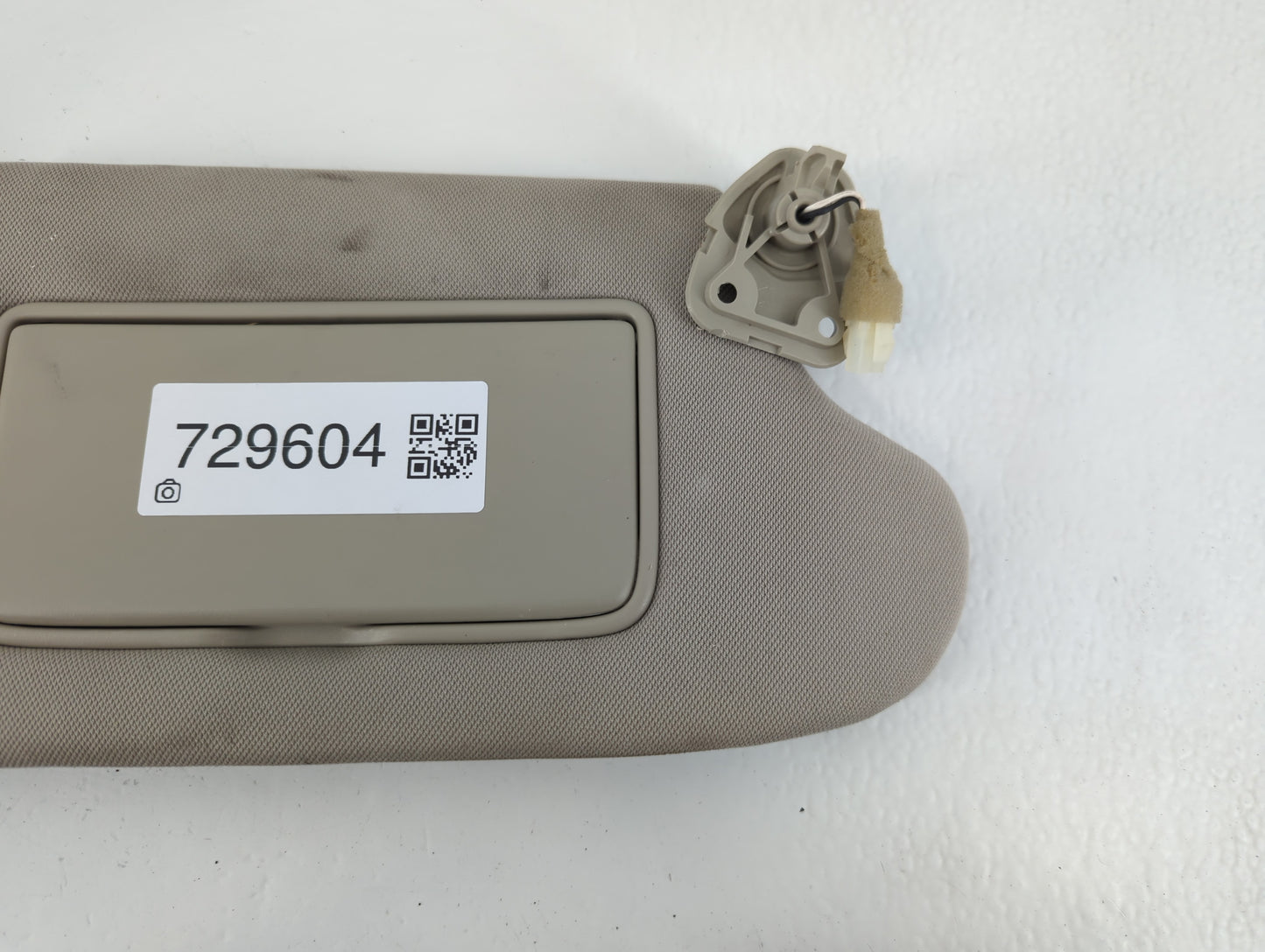 2014-2017 Infiniti Qx50 Sun Visor Shade Replacement Passenger Right Mirror Fits OEM Used Auto Parts - Oemusedautoparts1.com
