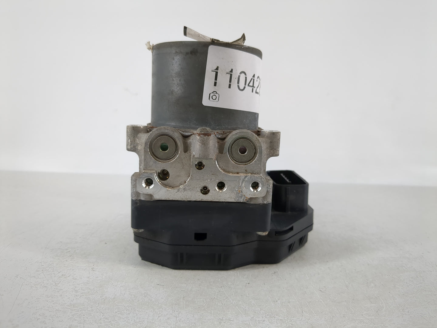 2015 Infiniti Qx60 ABS Pump Control Module Replacement P/N:133000-1600 47660 9NB0A Fits OEM Used Auto Parts - Oemusedautopar