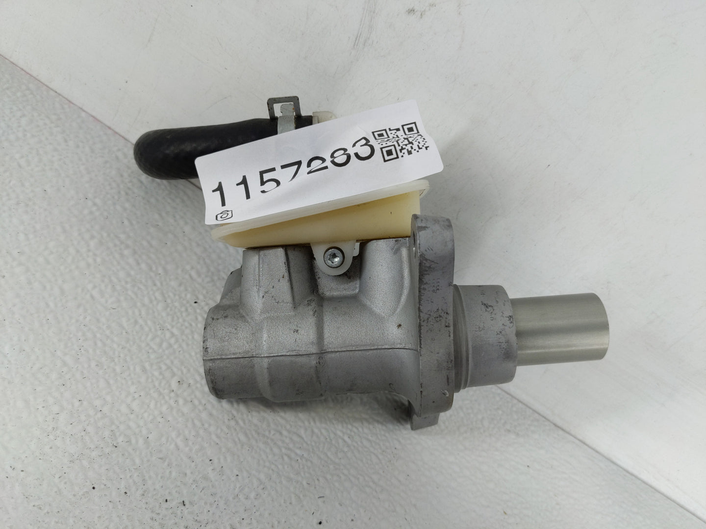 2014-2020 Infiniti Qx60 Brake Master Cylinder - Oemusedautoparts1.com