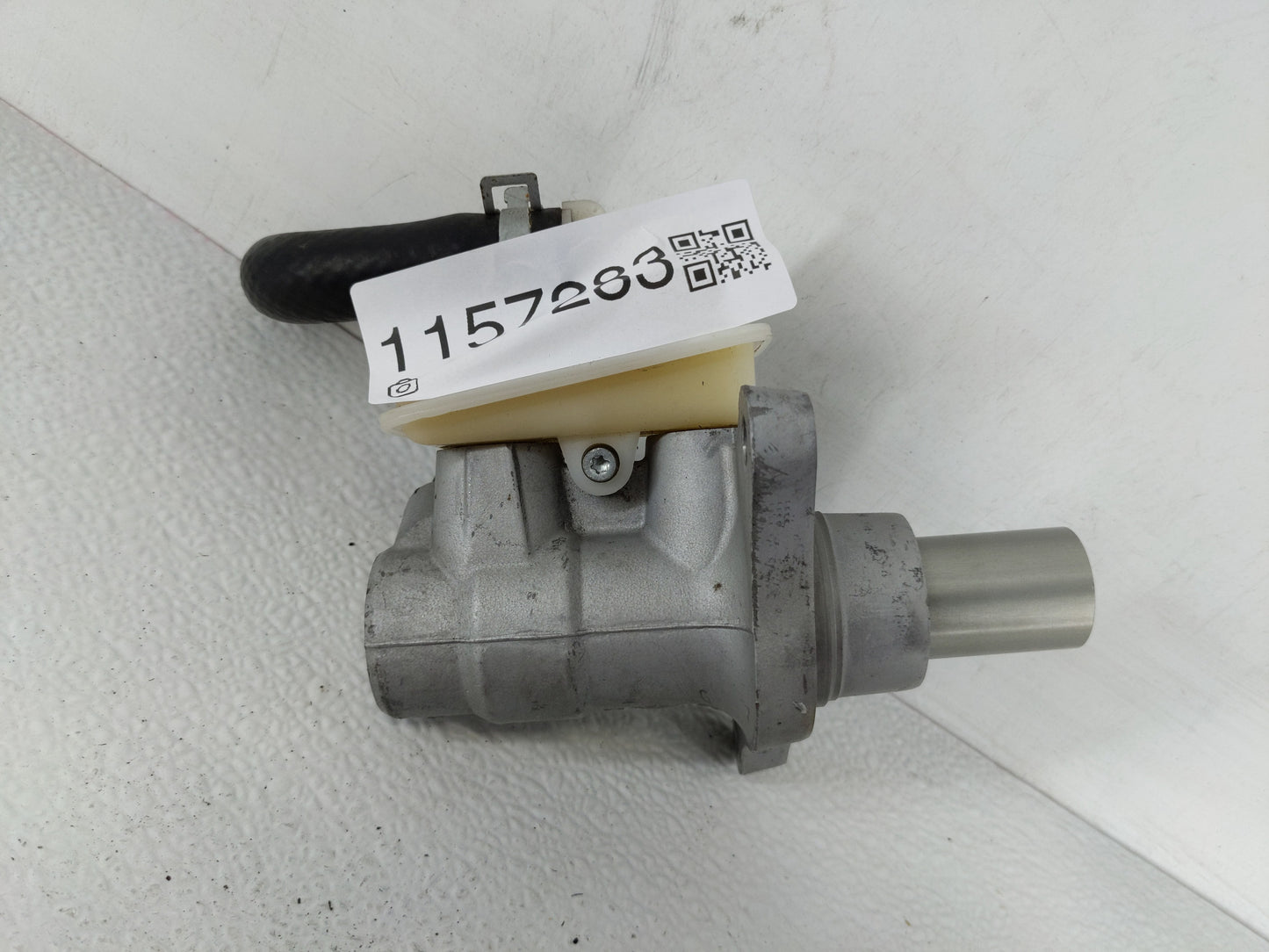 2014-2020 Infiniti Qx60 Brake Master Cylinder - Oemusedautoparts1.com