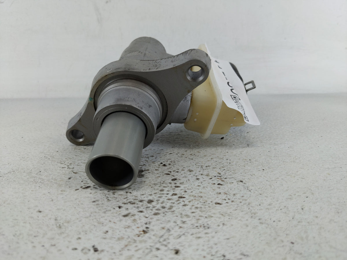 2014-2020 Infiniti Qx60 Brake Master Cylinder - Oemusedautoparts1.com