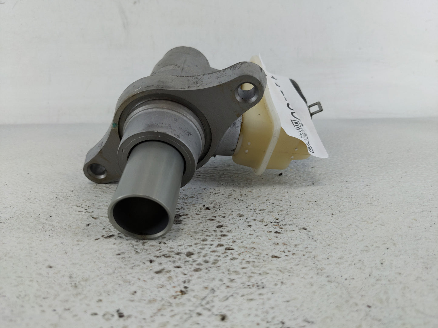 2014-2020 Infiniti Qx60 Brake Master Cylinder - Oemusedautoparts1.com