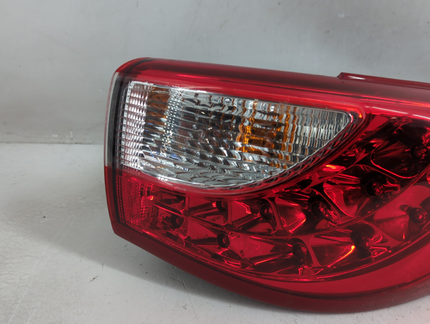 2014-2015 Infiniti Qx60 Tail Light Assembly Passenger Right OEM Fits Fits 2013 2014 2015 OEM Used Auto Parts - Oemusedautopa