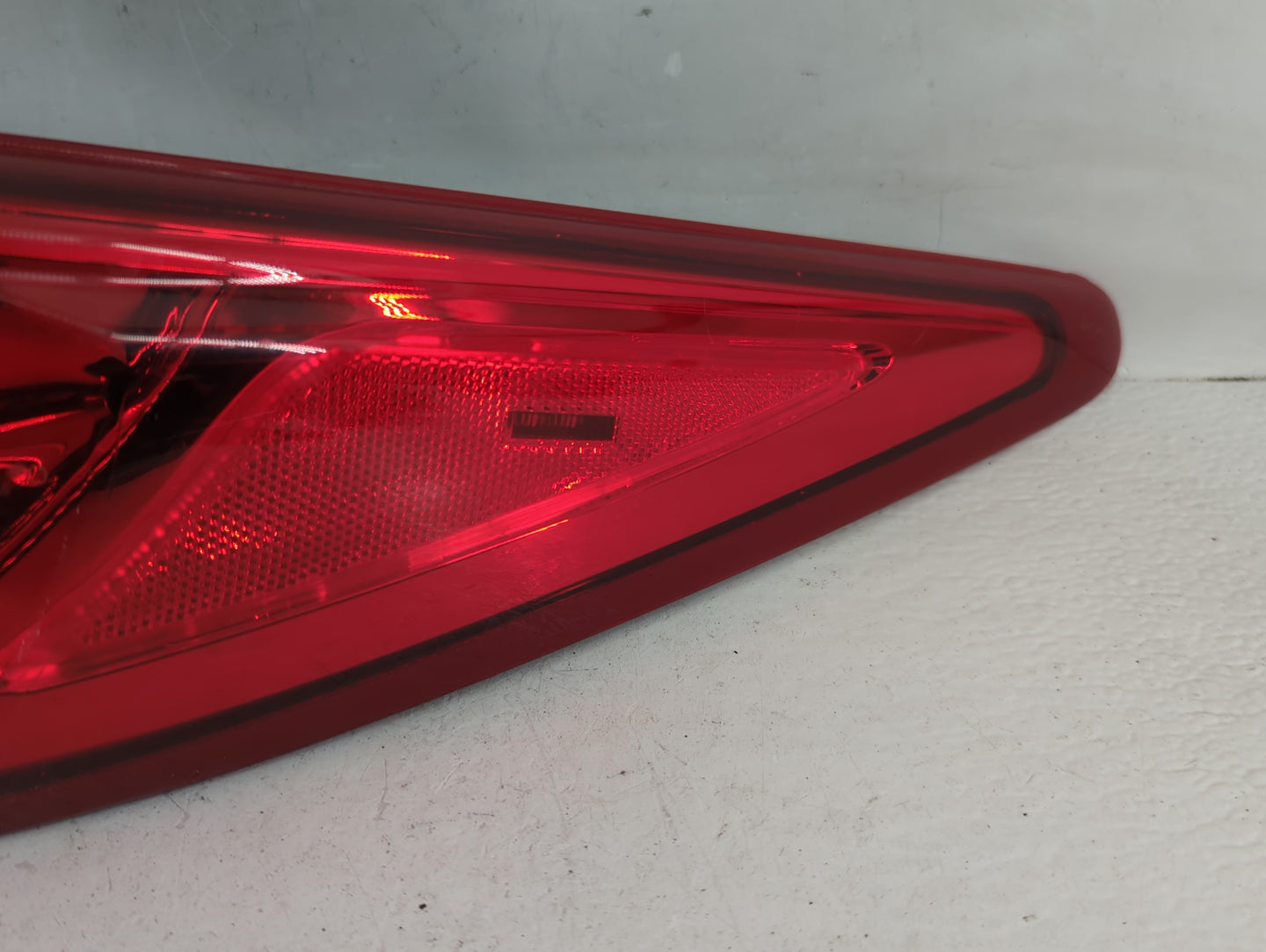 2014-2015 Infiniti Qx60 Tail Light Assembly Passenger Right OEM Fits Fits 2013 2014 2015 OEM Used Auto Parts - Oemusedautopa