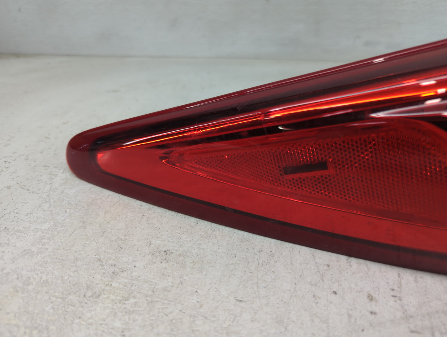 2014-2015 Infiniti Qx60 Tail Light Assembly Driver Left OEM P/N:949 674 949 673 Fits Fits 2013 2014 2015 OEM Used Auto Parts