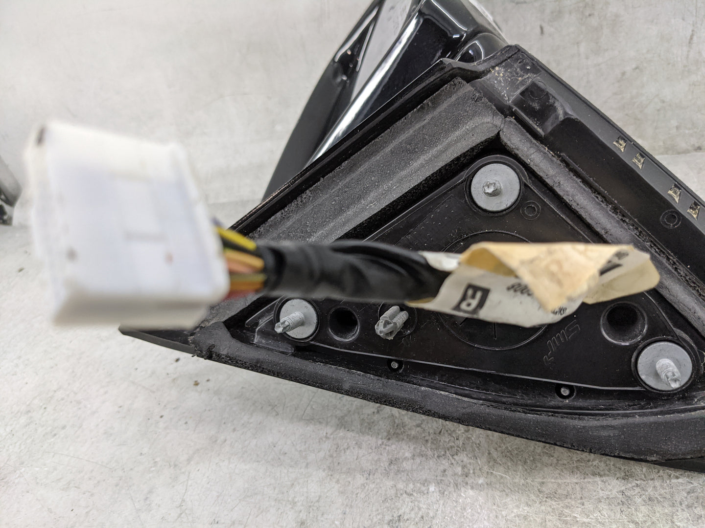 2014-2015 Infiniti Qx60 Passenger Side View Mirror - Right Door Mirror OEM Used - Oemusedautoparts1.com