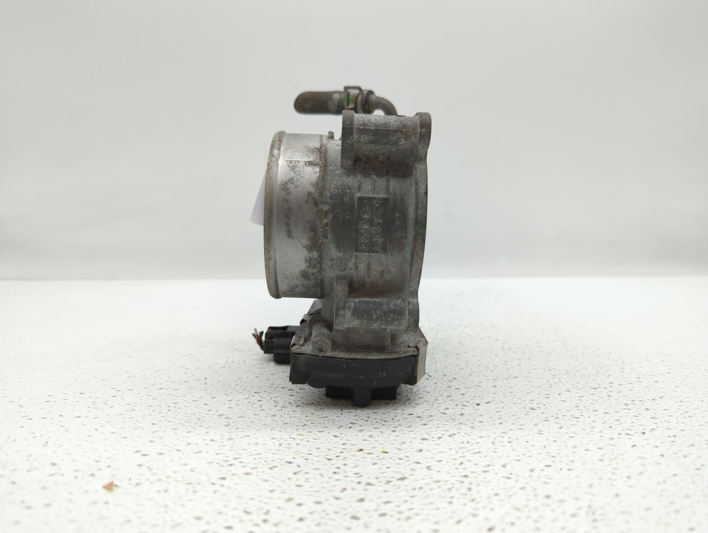 2015-2016 Infiniti Qx60 Throttle Body P/N:RME70-50 Fits Fits 2015 2016 2017 2018 2019 OEM Used Auto Parts - Oemusedautoparts