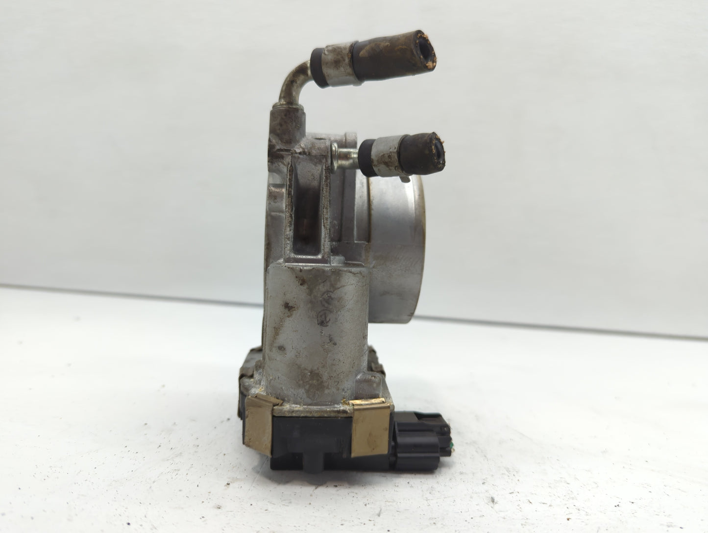 2015-2016 Infiniti Qx60 Throttle Body P/N:RME70-50 Fits Fits 2015 2016 2017 2018 2019 2020 2021 2022 OEM Used Auto Parts - O