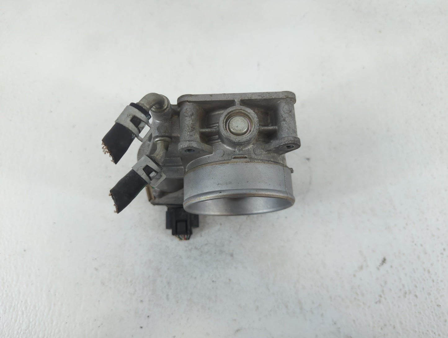 2015-2016 Infiniti Qx60 Throttle Body P/N:RME70-4V17 Fits Fits 2015 2016 2017 2018 2019 2020 2021 2022 OEM Used Auto Parts -