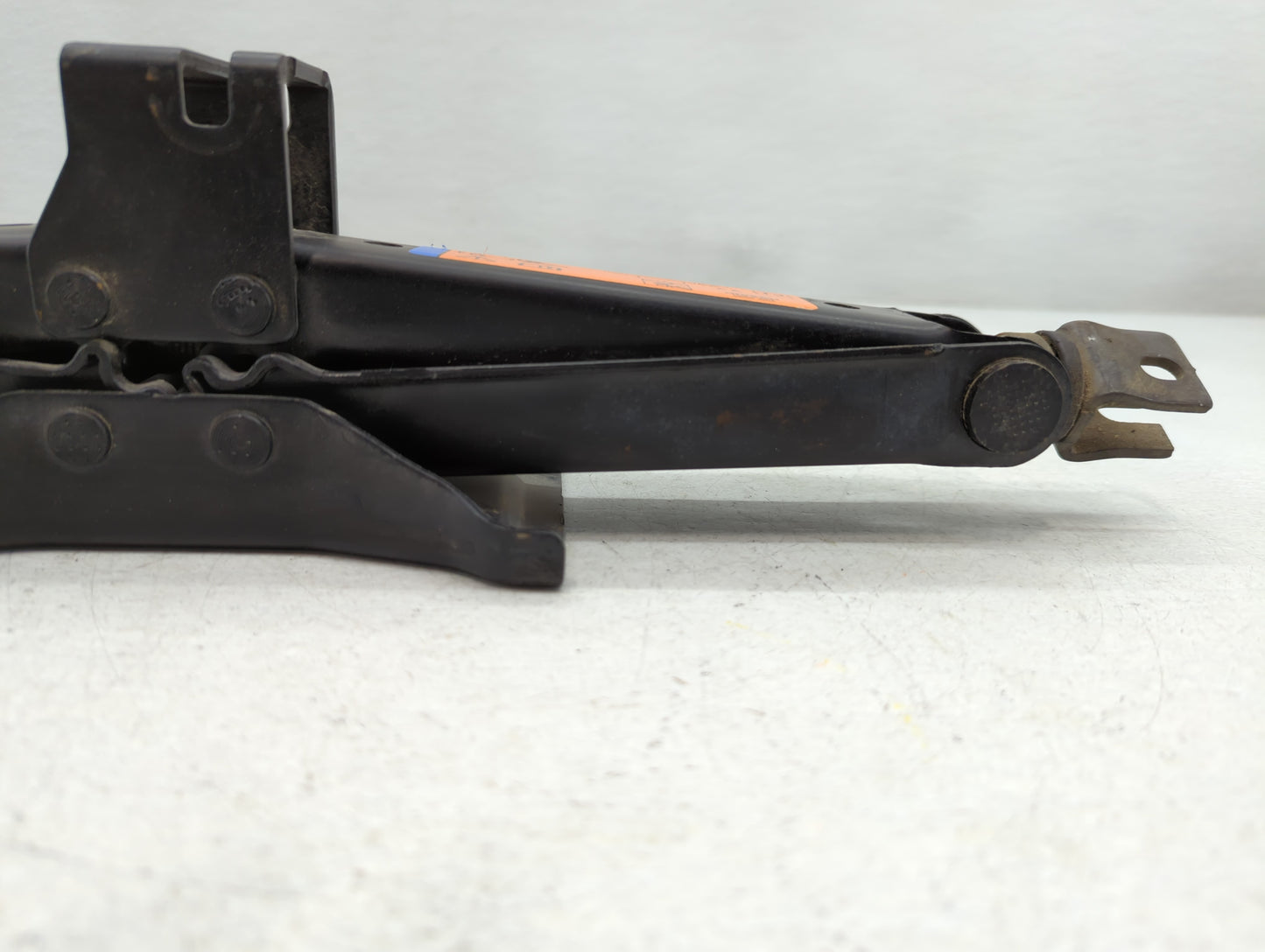 2015 Infiniti Qx60 Spare Scissor Car Jack - Oemusedautoparts1.com
