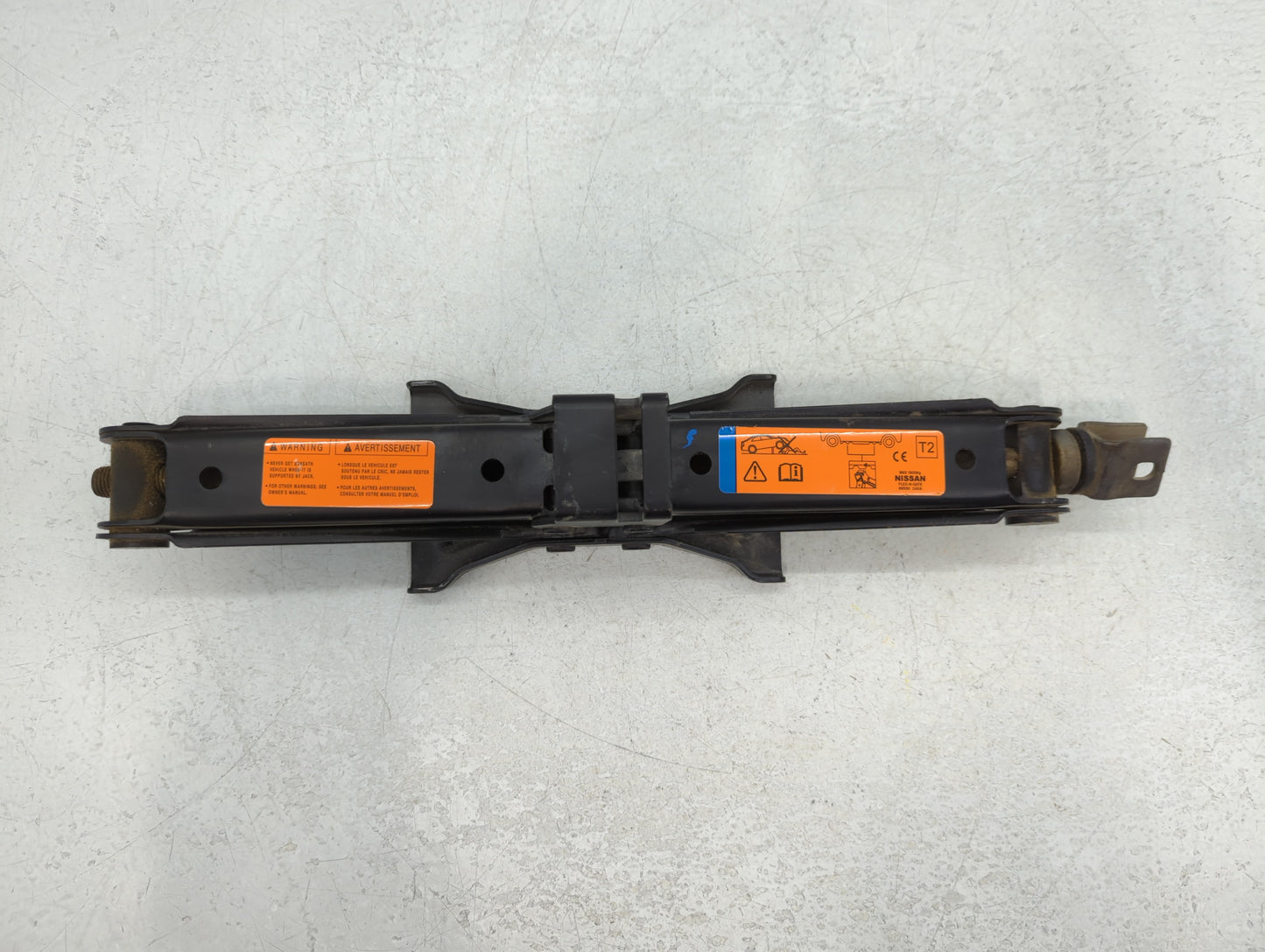2015 Infiniti Qx60 Spare Scissor Car Jack - Oemusedautoparts1.com
