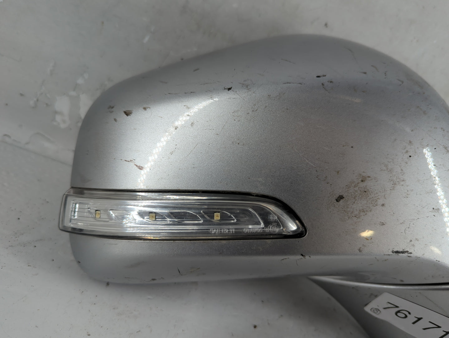 2014-2015 Infiniti Qx60 Passenger Side View Mirror - Right Door Mirror OEM Used - Oemusedautoparts1.com