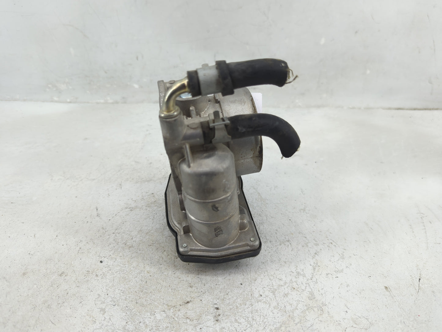 2015 Infiniti Qx70 Throttle Body P/N:526-01 Fits OEM Used Auto Parts - Oemusedautoparts1.com