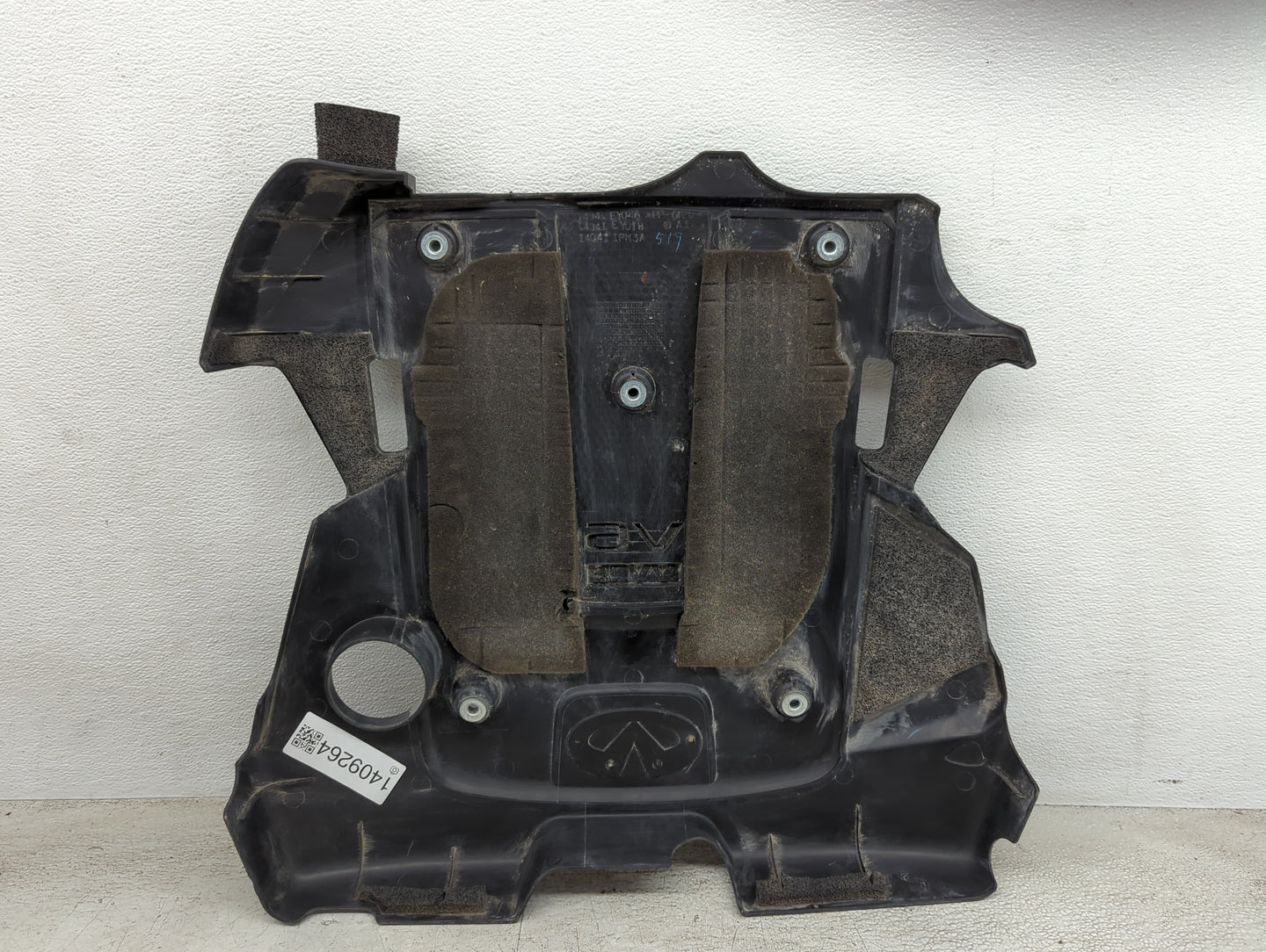 2015 Infiniti Qx70 Engine Cover - Oemusedautoparts1.com