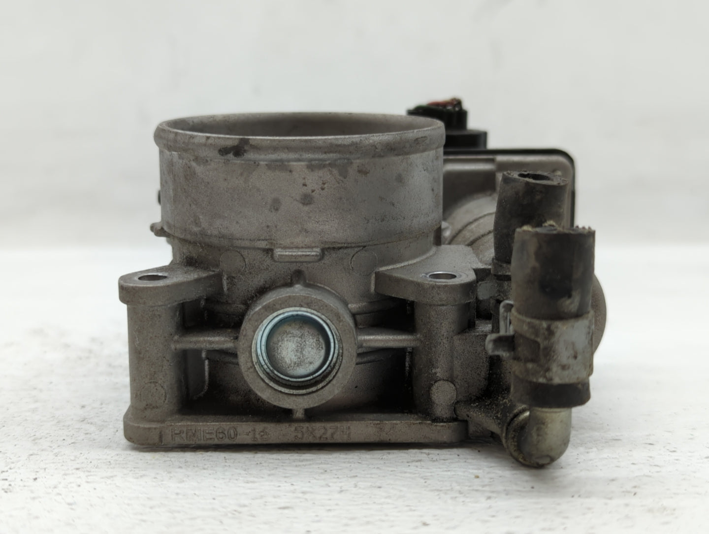 2014-2017 Infiniti Qx70 Throttle Body P/N:526-02 RME60-16 Fits OEM Used Auto Parts - Oemusedautoparts1.com
