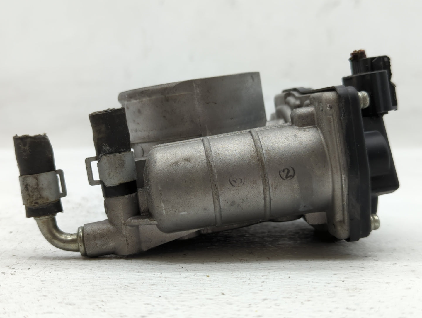 2014-2017 Infiniti Qx70 Throttle Body P/N:526-02 RME60-16 Fits OEM Used Auto Parts - Oemusedautoparts1.com