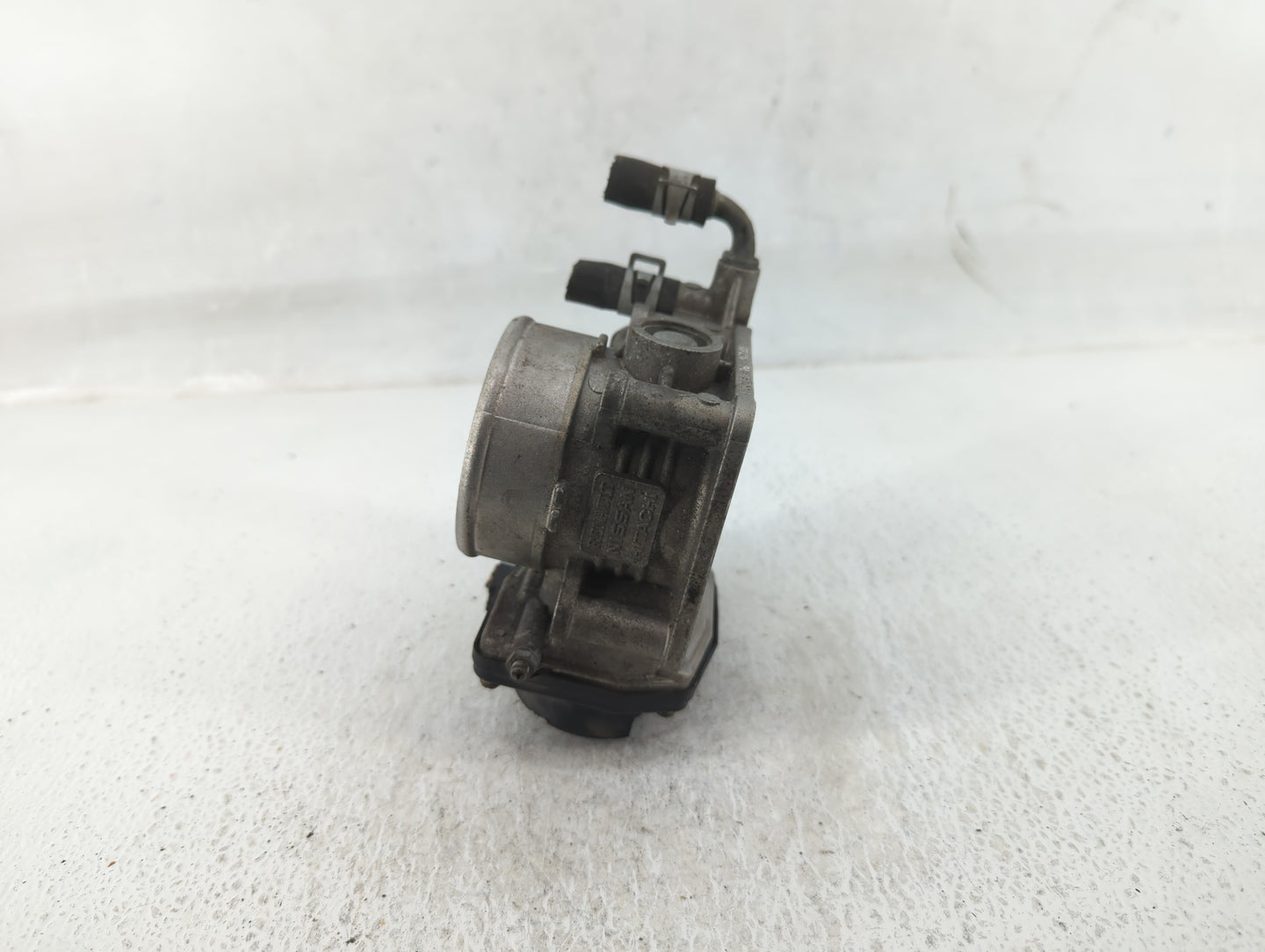2014-2017 Infiniti Qx70 Throttle Body P/N:RME60-16 Fits Fits 2007 2008 2009 2010 2011 2012 2013 2014 2015 2016 2017 2018 201