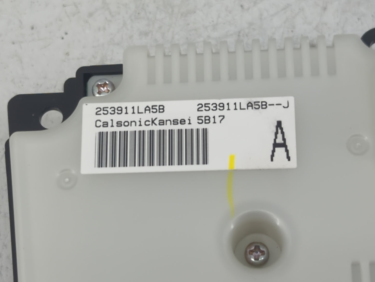 2015 Infiniti Qx80 Radio AM FM Cd Player Receiver Replacement P/N:253911LA5B Fits OEM Used Auto Parts - Oemusedautoparts1.co