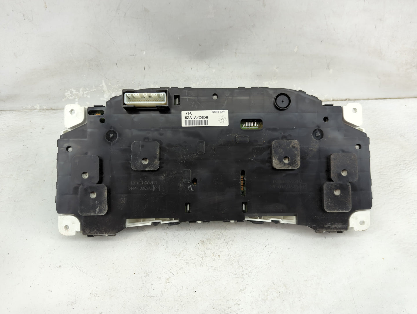 2015 Infiniti Qx80 Instrument Cluster Speedometer Gauges P/N:5ZA1A/X6D6 Miles: Fits OEM Used Auto Parts - Oemusedautoparts1.