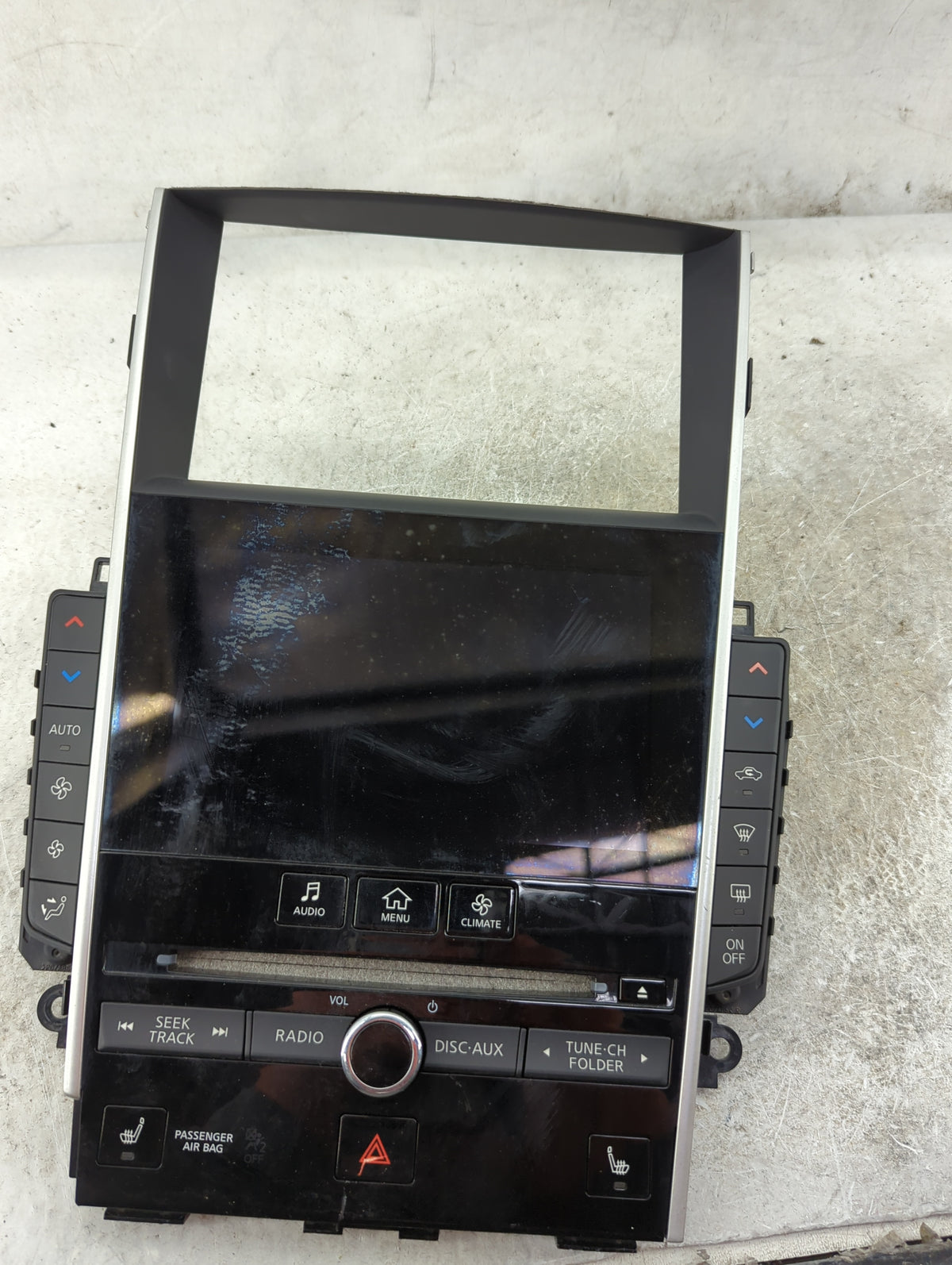 2014-2017 Infiniti Qx80 Radio Control Panel 1514653 - Oemusedautoparts1.com