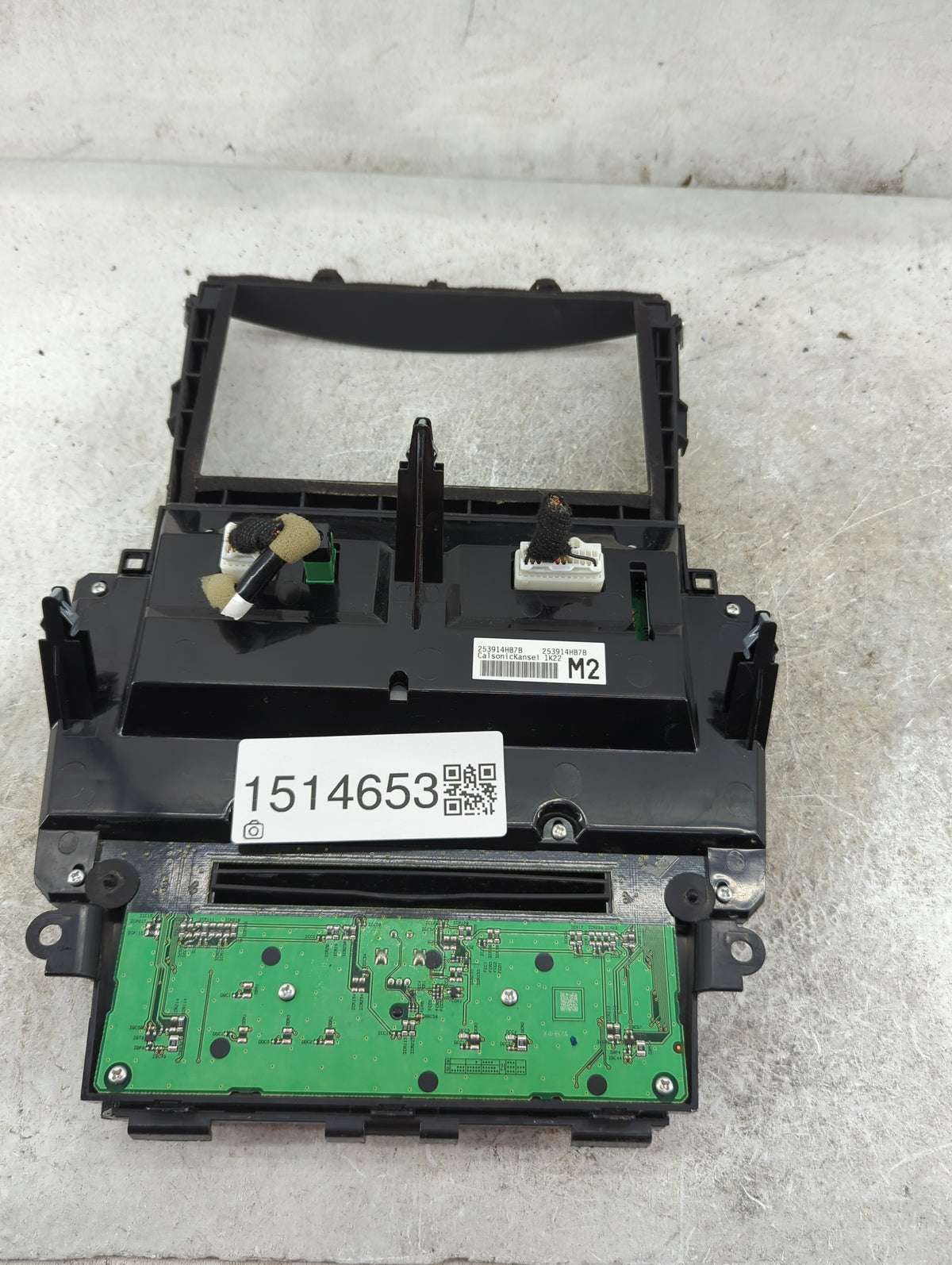 2014-2017 Infiniti Qx80 Radio Control Panel 1514653 - Oemusedautoparts1.com