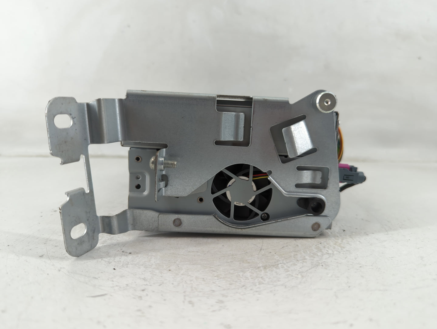 2014-2015 Jaguar Xf Radio AM FM Cd Player Receiver Replacement P/N:50645928 AA Fits Fits 2014 2015 2016 OEM Used Auto Parts 