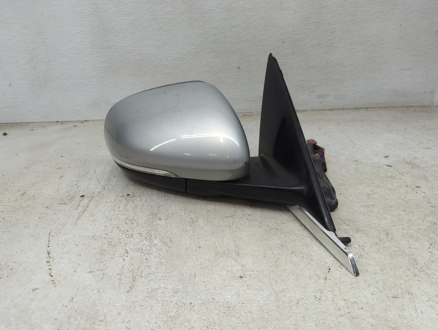 2010-2015 Jaguar Xf Passenger Side View Mirror - Right Door Mirror OEM Used - Oemusedautoparts1.com