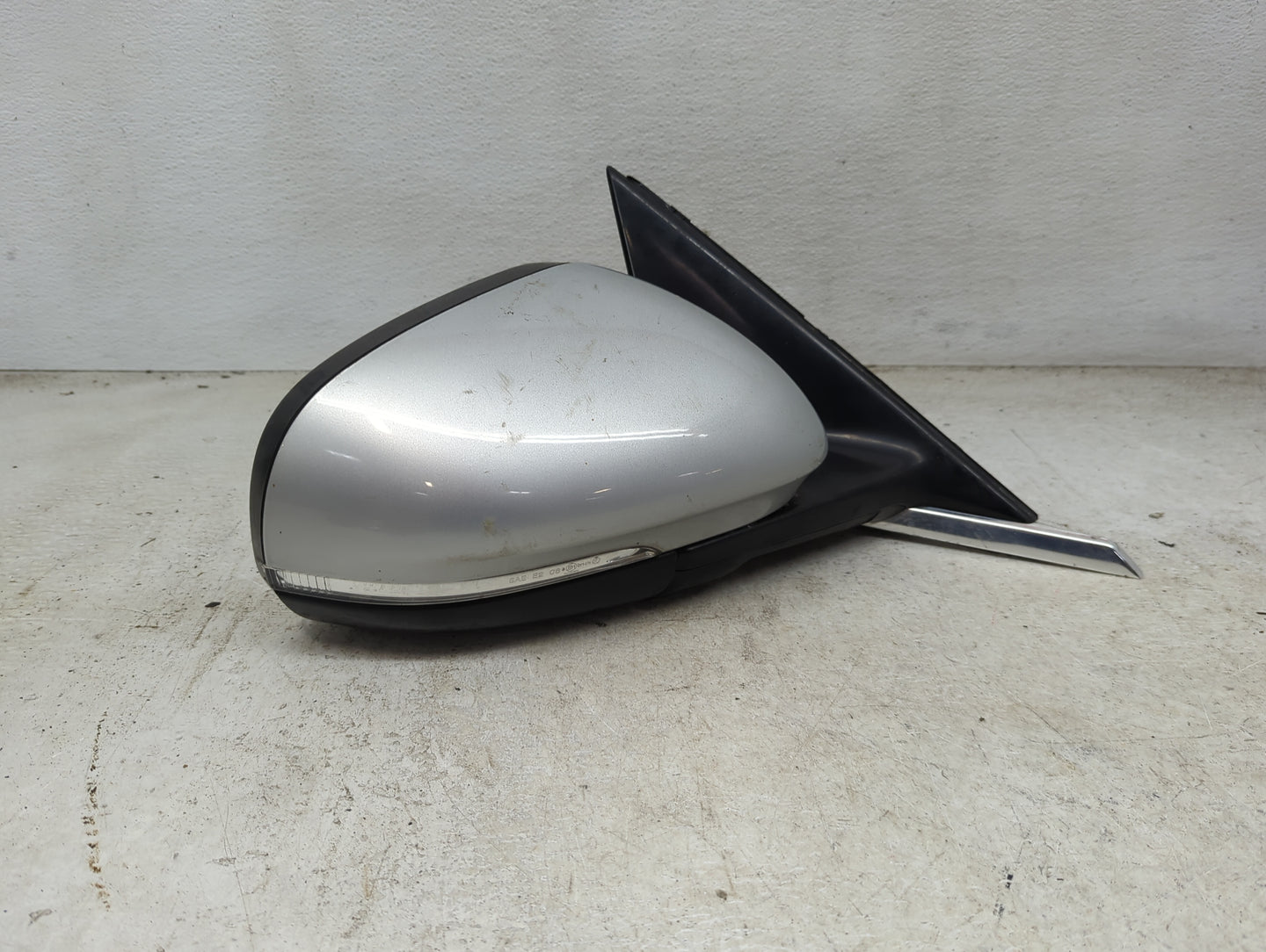 2010-2015 Jaguar Xf Passenger Side View Mirror - Right Door Mirror OEM Used - Oemusedautoparts1.com