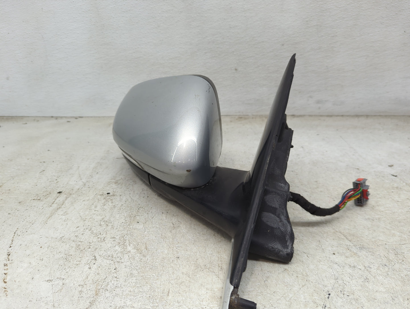 2010-2015 Jaguar Xf Passenger Side View Mirror - Right Door Mirror OEM Used - Oemusedautoparts1.com