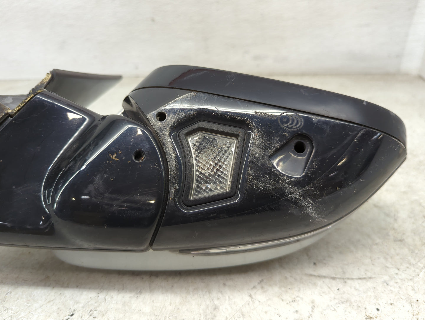 2010-2015 Jaguar Xf Passenger Side View Mirror - Right Door Mirror OEM Used - Oemusedautoparts1.com