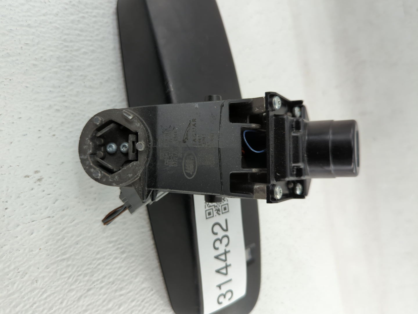 2013-2015 Jaguar Xf Interior Rear View Mirror Replacement OEM P/N:E11015891 E11025891 Fits Fits 2013 2014 2015 OEM Used Auto