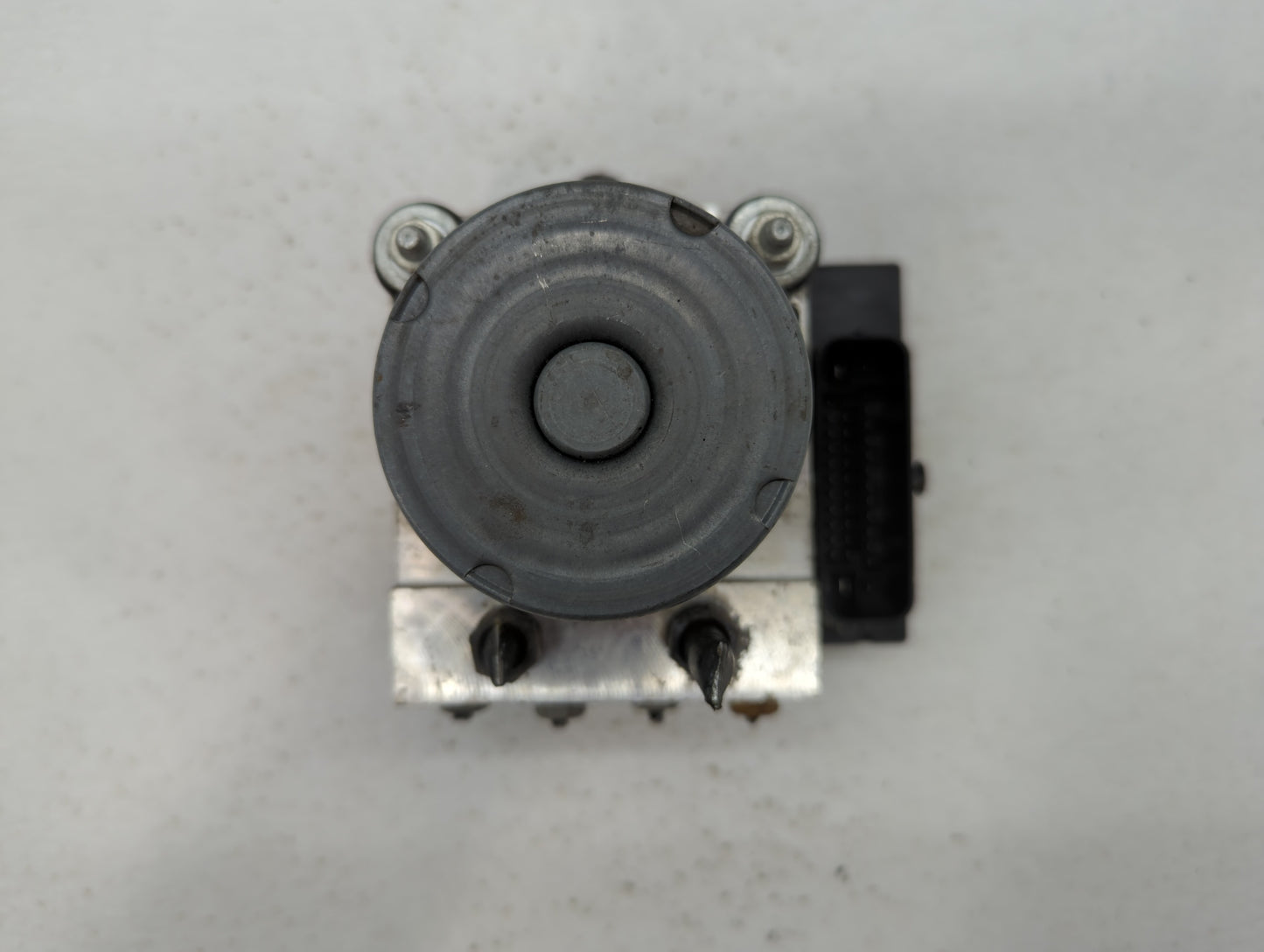 2014-2015 Jaguar Xf ABS Pump Control Module Replacement P/N:0 265 239 556 Fits Fits 2014 2015 OEM Used Auto Parts - Oemuseda