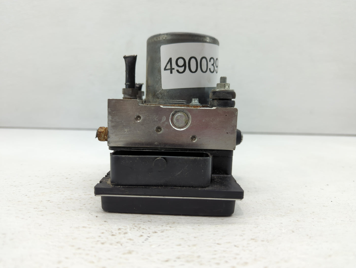 2014-2015 Jaguar Xf ABS Pump Control Module Replacement P/N:0 265 239 556 Fits Fits 2014 2015 OEM Used Auto Parts - Oemuseda