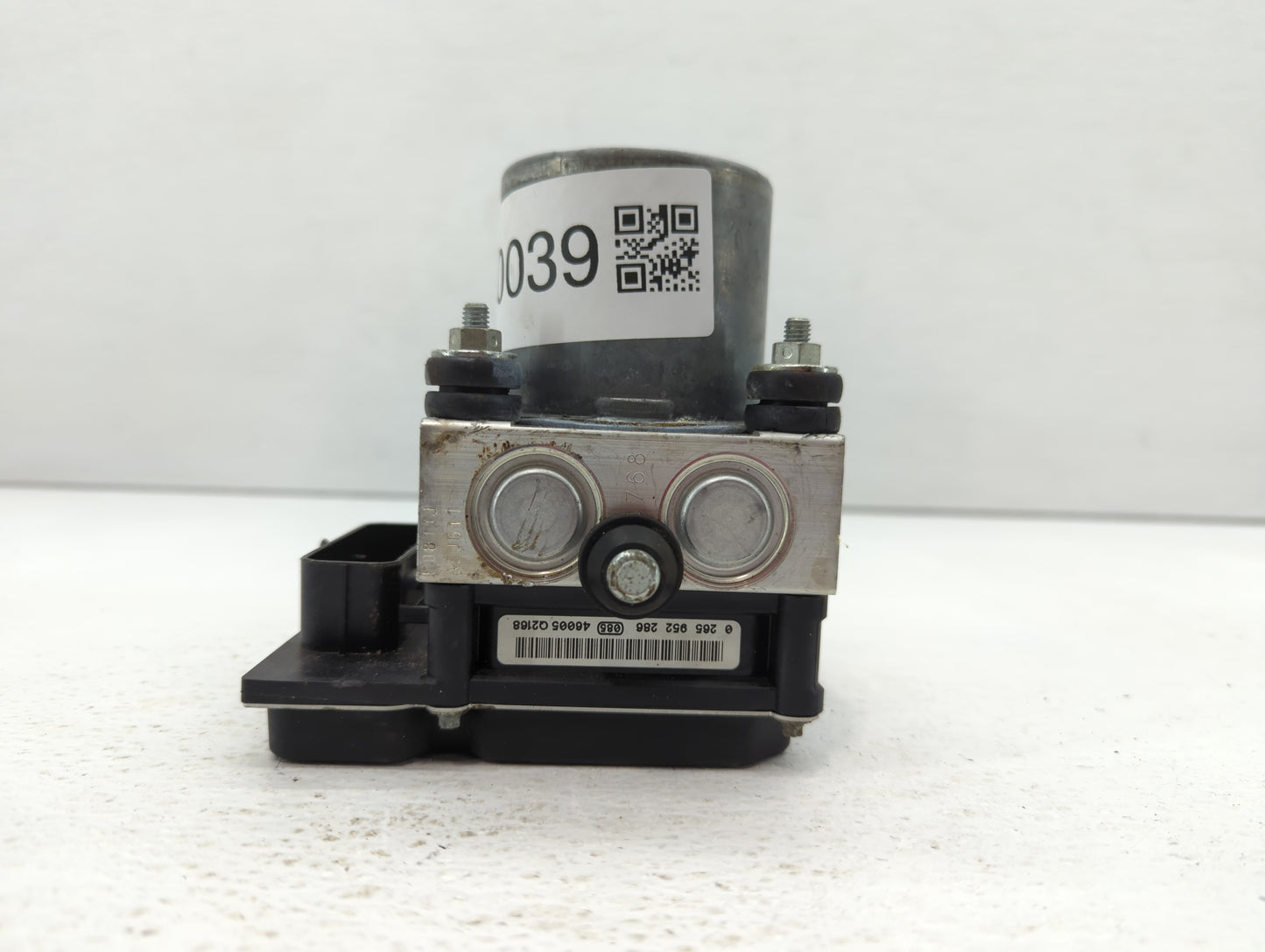 2014-2015 Jaguar Xf ABS Pump Control Module Replacement P/N:0 265 239 556 Fits Fits 2014 2015 OEM Used Auto Parts - Oemuseda