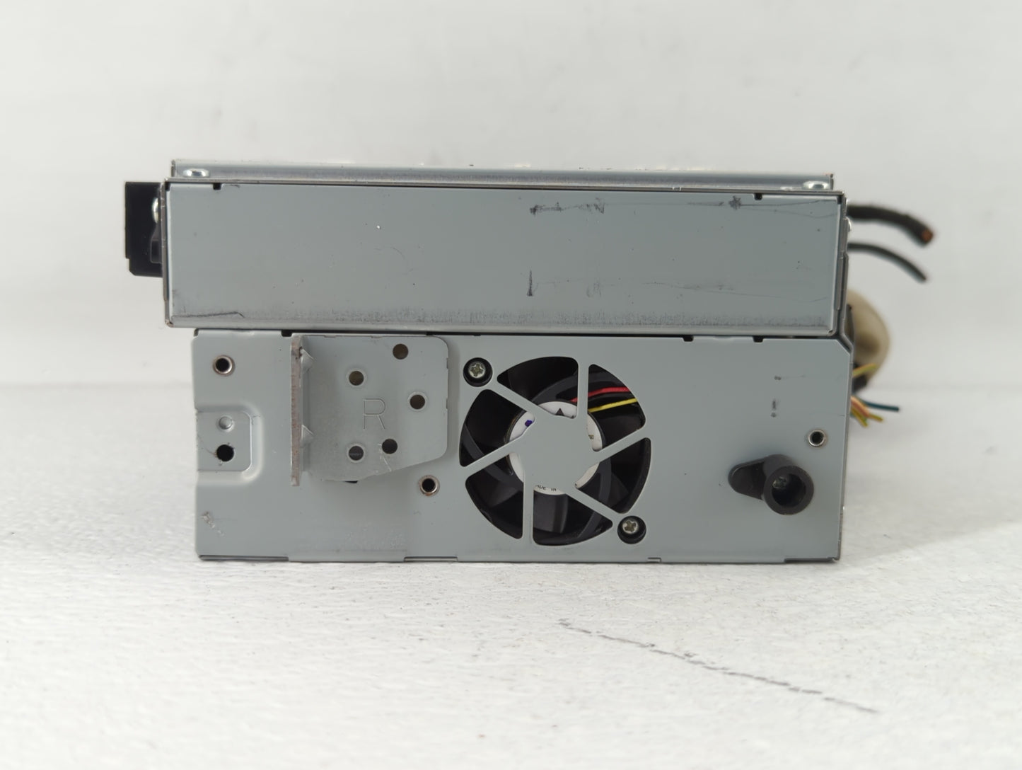 2014-2015 Jaguar Xf Am Fm Cd Player Radio Receiver - Oemusedautoparts1.com