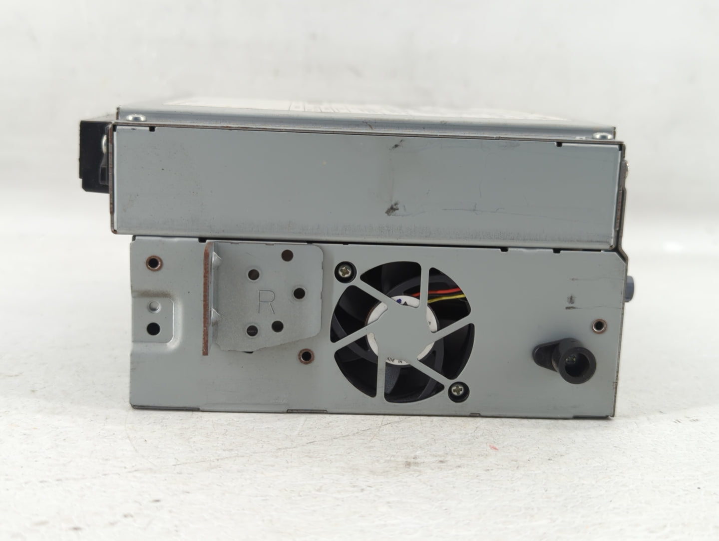 2014-2015 Jaguar Xf Am Fm Cd Player Radio Receiver - Oemusedautoparts1.com